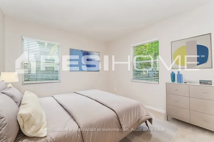 9483 Bayside Ct — Photo 11