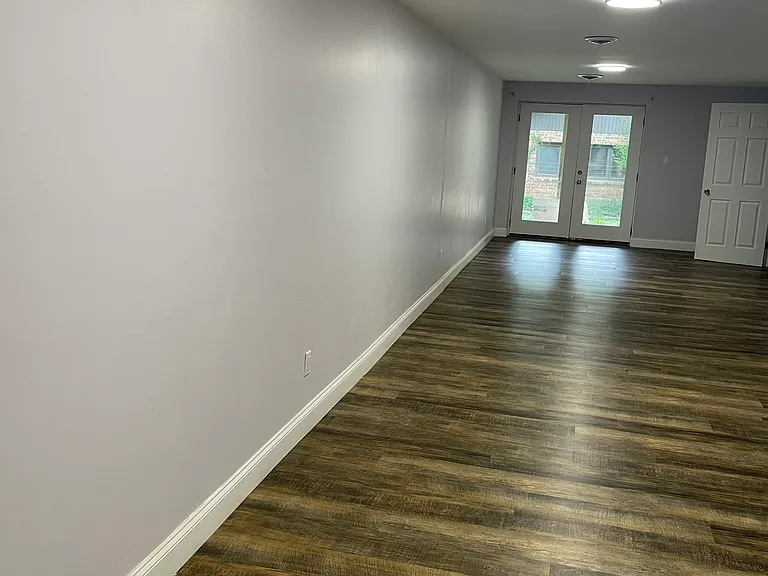 1508 S Bedford Rd — Photo 30