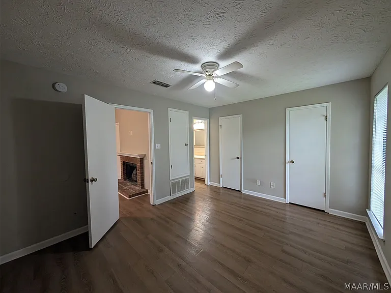 465 Durden Rd — Photo 12