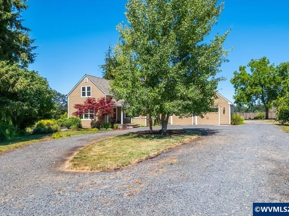 11255 Kroenig Rd, Amity, OR 97101