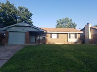 728 Butler St, Moore, OK 73160