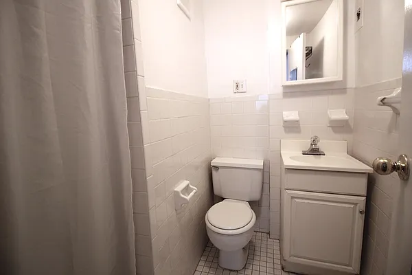 Rented by Bold New York | media 19