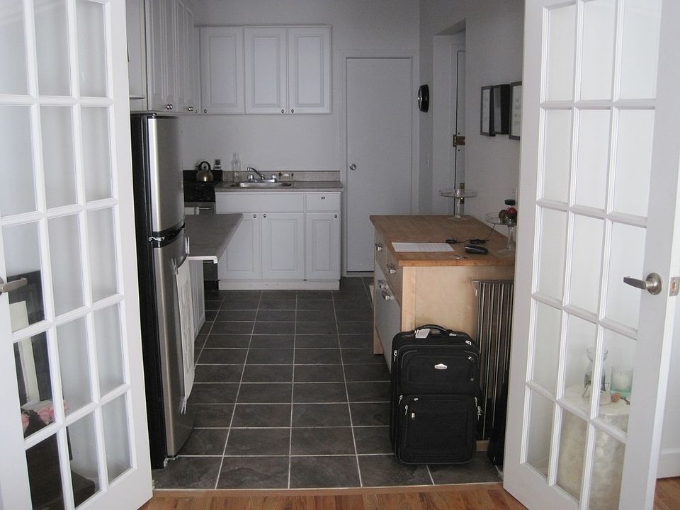 2nd image of 30 Avenue B APT 4B