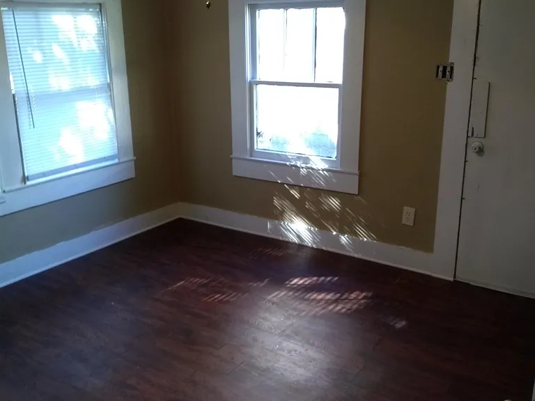Back bedroom