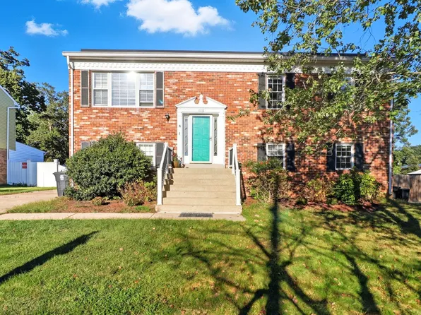8136 Comet Dr, Fort Washington, MD 20744