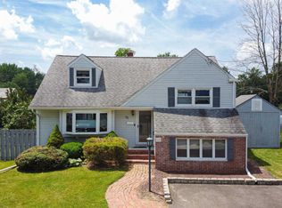 12 Miry Brook Rd, Hamilton, NJ 08690