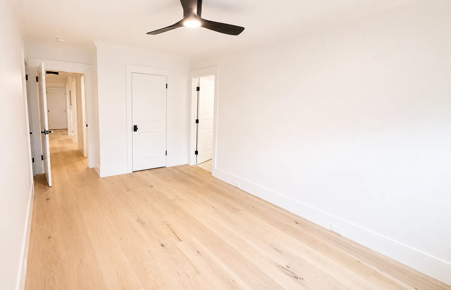 2 bed, 1100 sqft, $4,995 — Photo 3