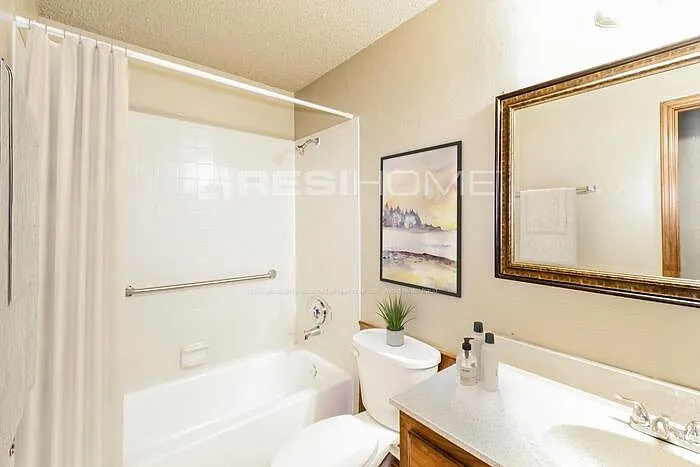 8340 NW 109th Ter — Photo 11