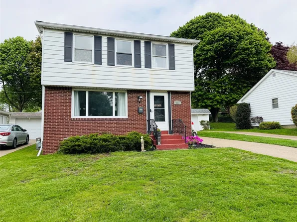 205 Parkway Dr, Erie, PA 16511