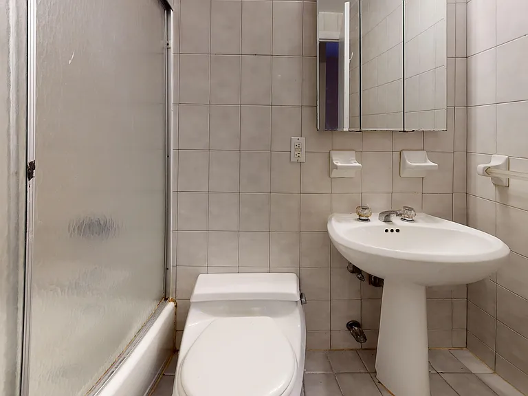 237 Sullivan St #2B — Photo 5