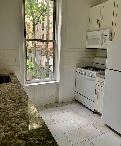 76 W 82nd St #2A — Photo 6
