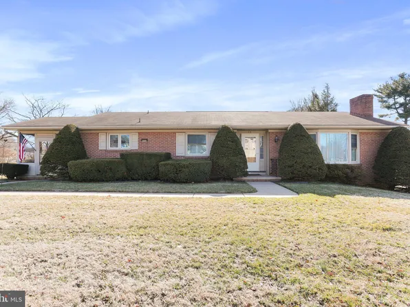 84 N Edgewood Dr, Hagerstown, MD 21740