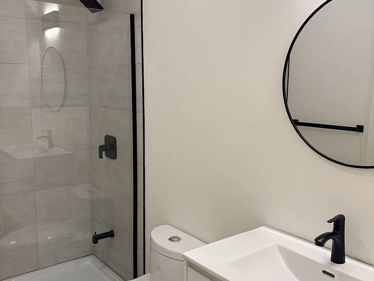 243 Bradford St #1B — Photo 6