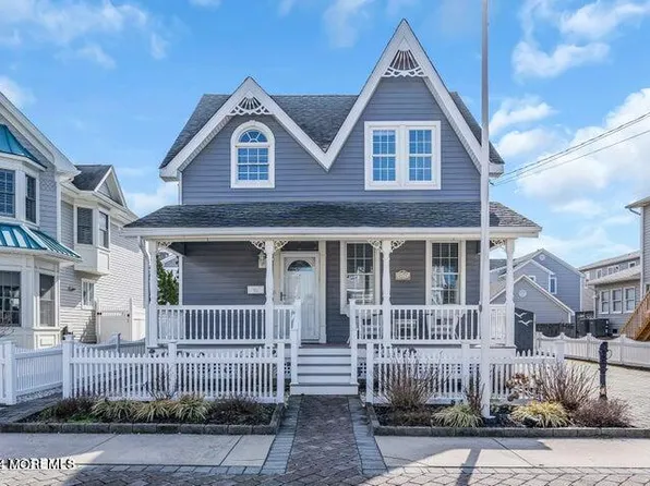 12 Reese Ave, Lavallette, NJ 08735