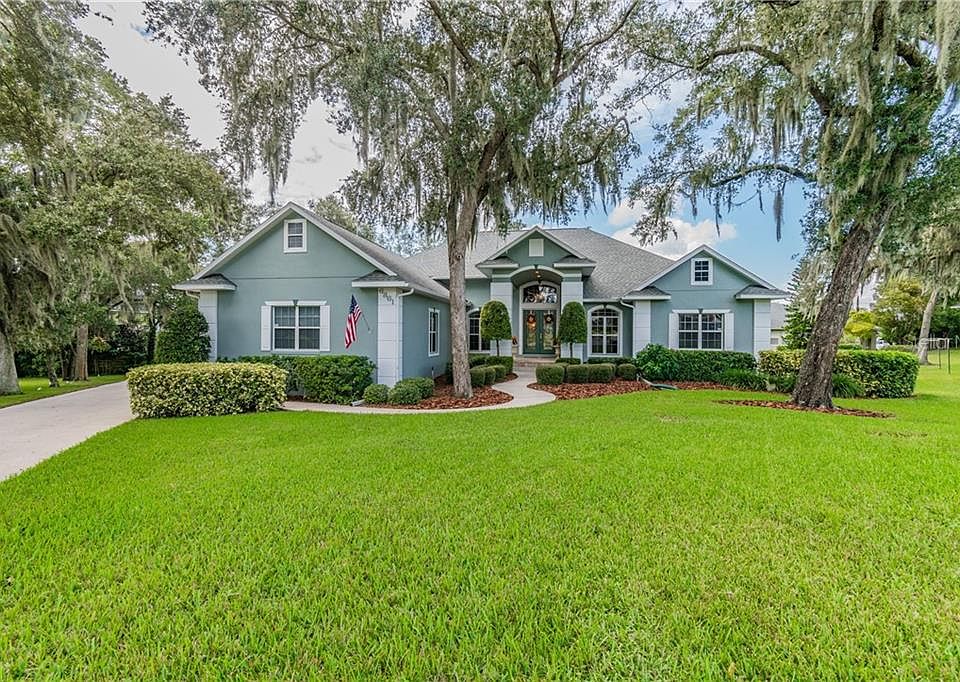 1st image of 6861 Crescent Oaks Cir