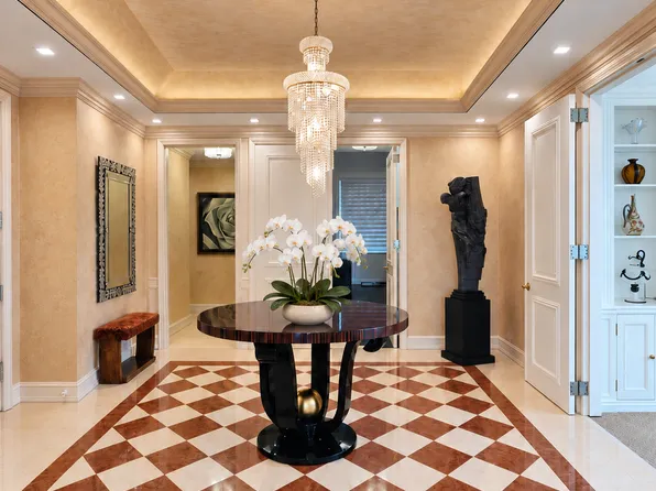 200 East 65th Street image 1 of 34