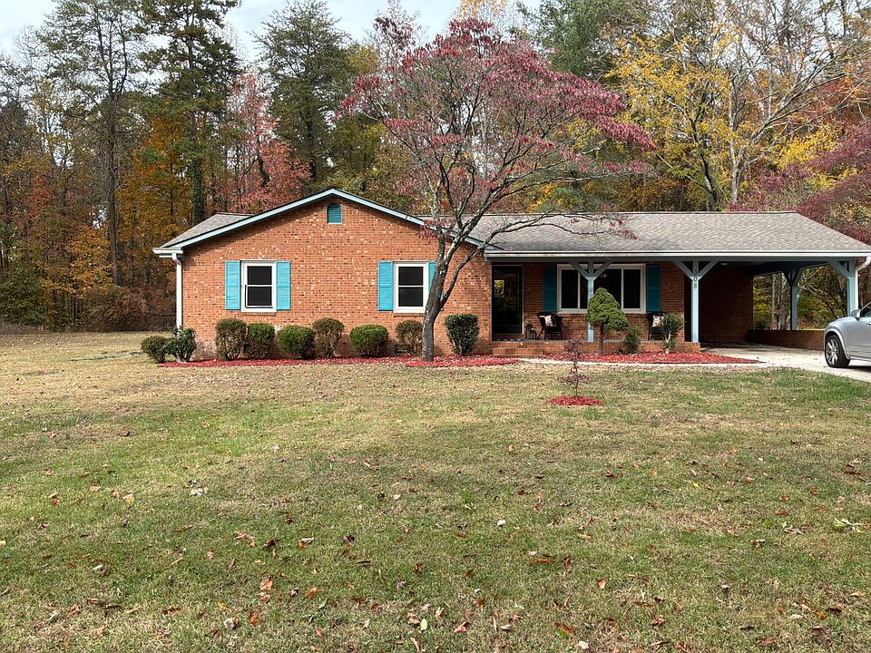 1st image of 308 Oakwood Dr