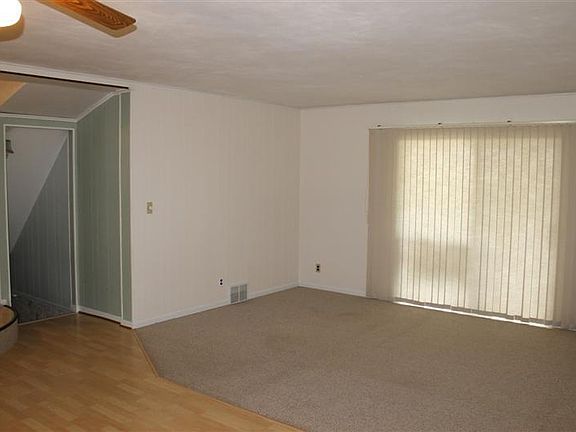 5th image of 1011 W Hudson St