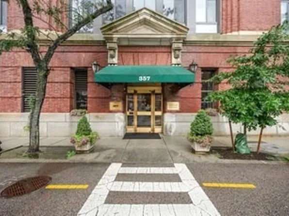 357 Commercial St APT 117, Boston, MA 02109