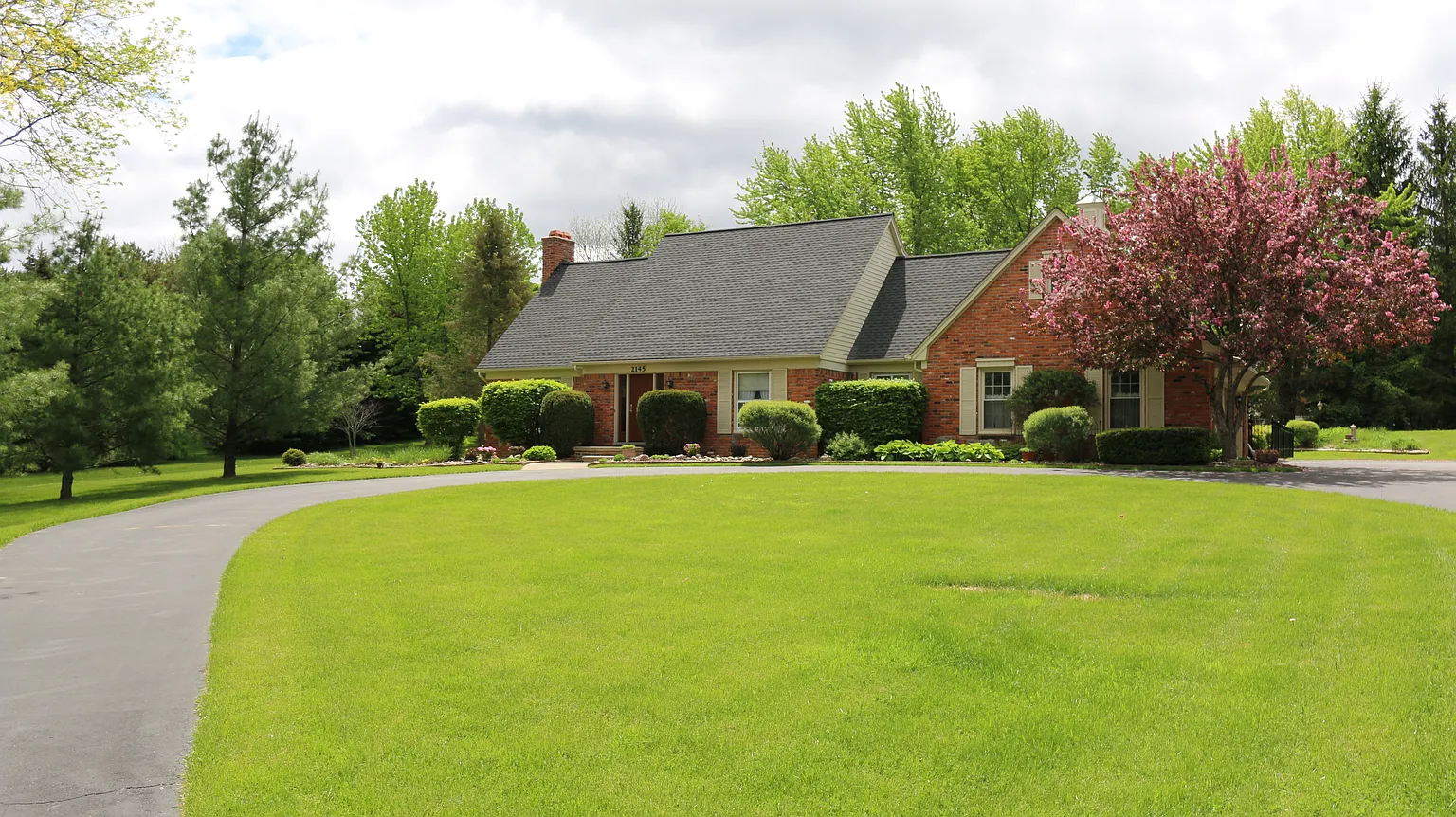 2145 Golfcrest Dr photo 1
