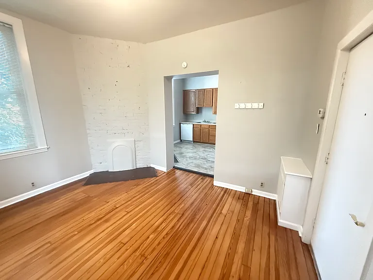 1110 Wertland St #2 — Photo 10