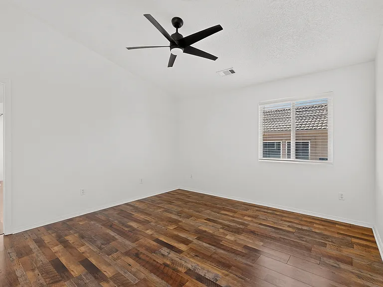 2323 Margarita Dr SE — Photo 21