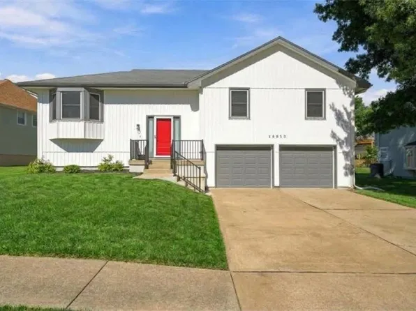 16512 E 51st Street Ct S, Independence, MO 64055