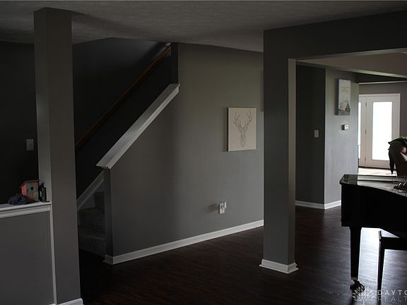 3rd image of 1200 Kern Dr