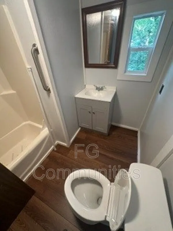2 bed, 2.0 bath, $1,025 — Photo 3