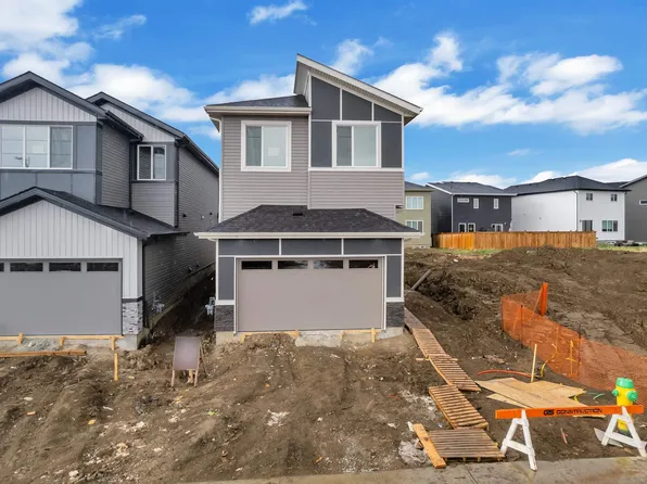 6226 45th Ave, Beaumont, AB T4X 2X1