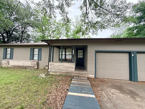 2503 Broadview St Photo 1