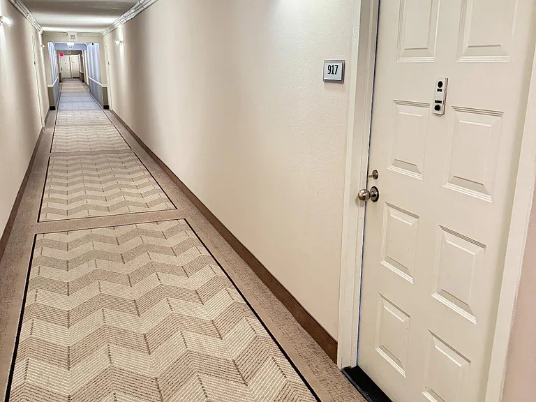 8360 Greensboro Dr #917 — Photo 7