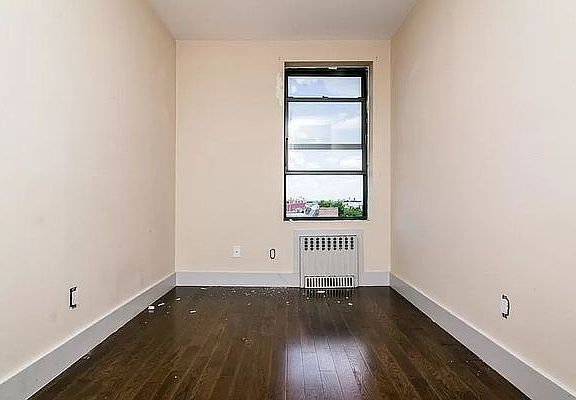 3rd image of 24 Wilson Ave #3R