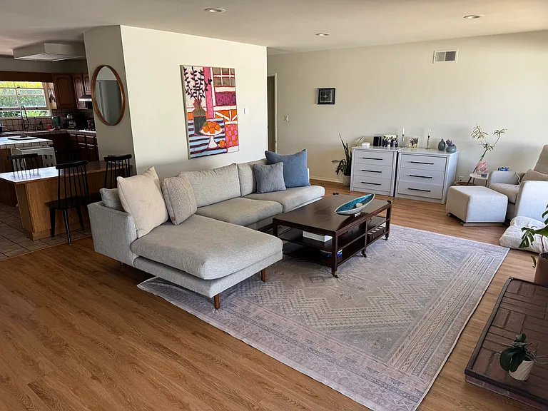 324 El Monte Dr — Photo 12
