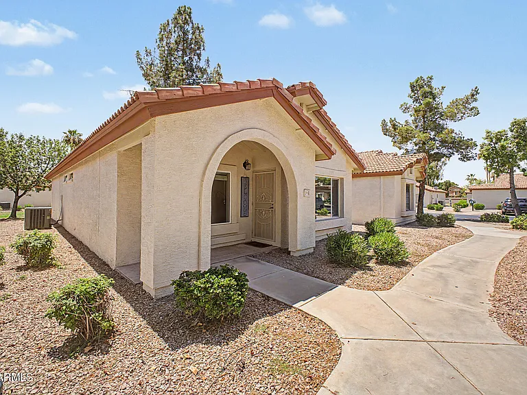 1120 N Val Vista Dr #95 — Photo 11