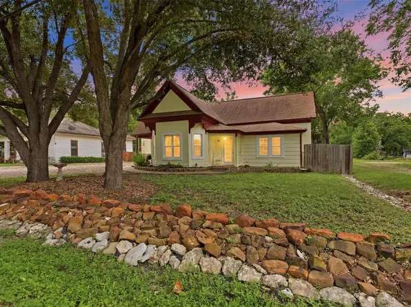 400 S Willis St, Granger, TX 76530