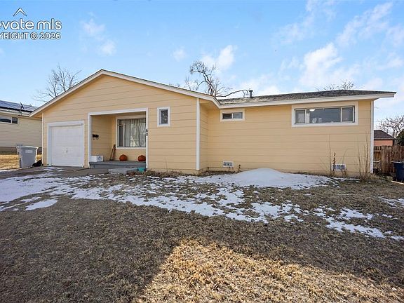 3rd image of 60 Loch Lomond Ln