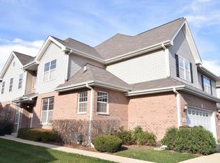 134 N Auburn Hills Ln #5, Addison, IL 60101