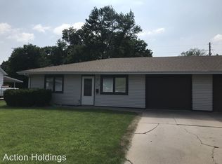 912 S Sycamore St, Grand Island, NE 68801