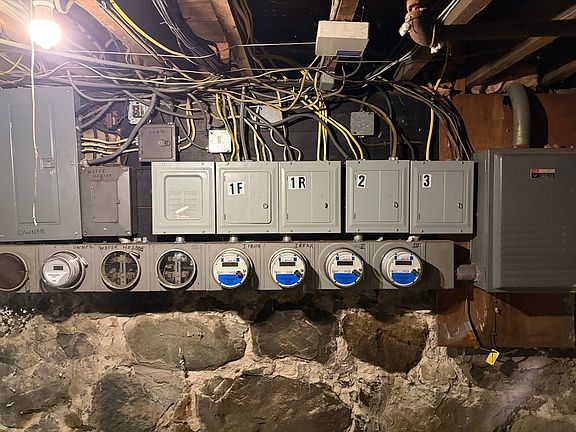4th image of 19 Clinton Ave