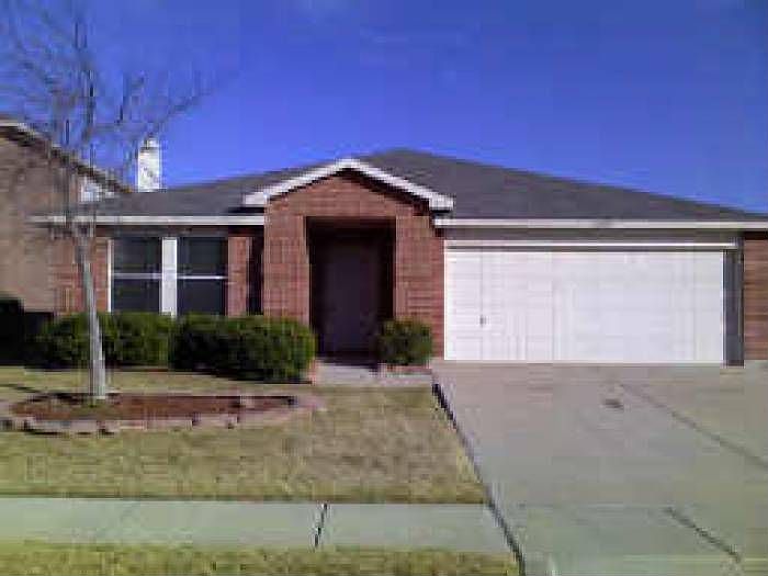 1st image of 16120 Hollyhill