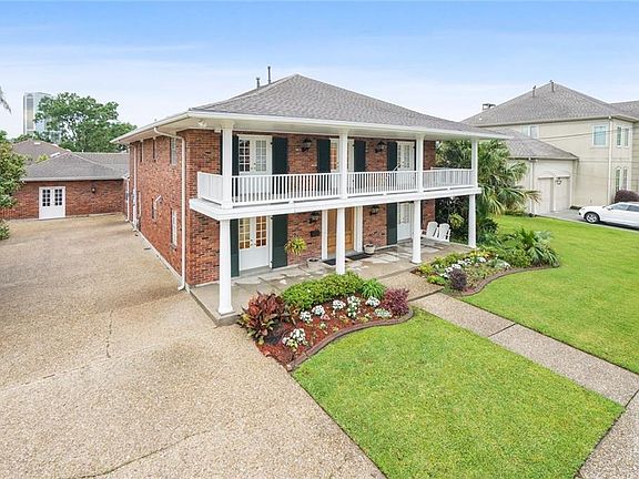 2nd image of 4016 Metairie Ct