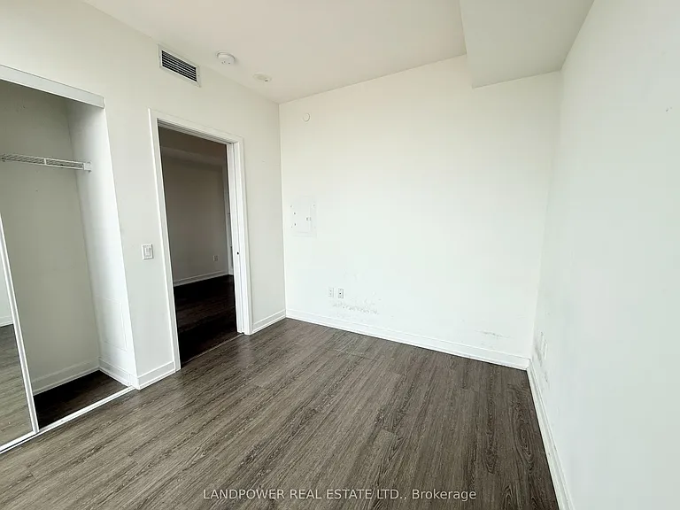 1 Yorkville Ave #4406 — Photo 4