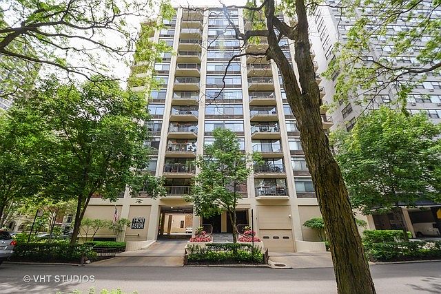 1st image of 1450 N Astor St APT 12C
