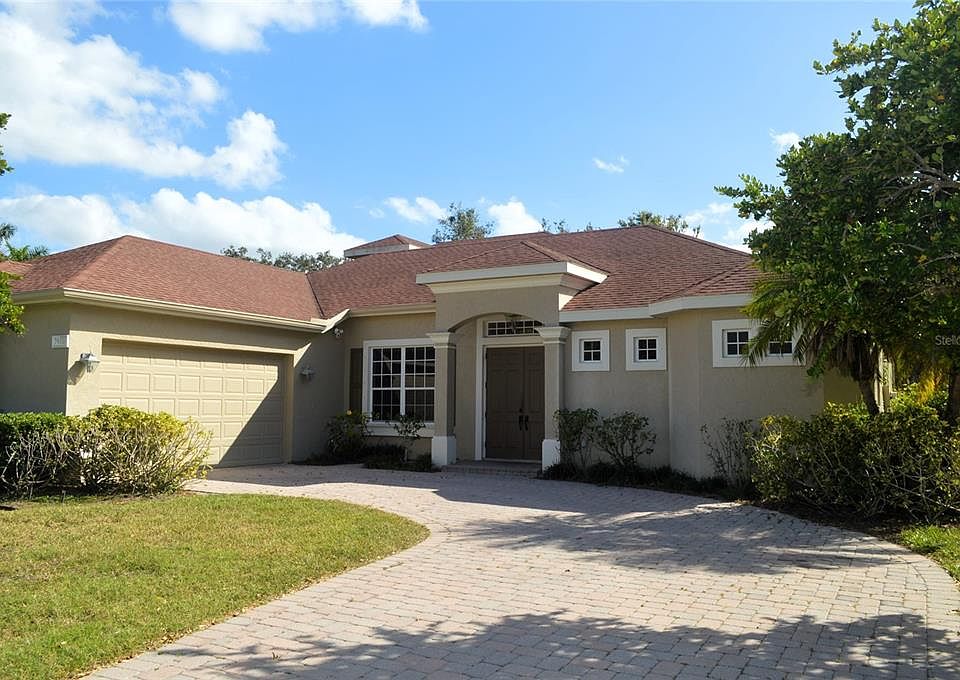 1st image of 7910 Umbrella Pine Way