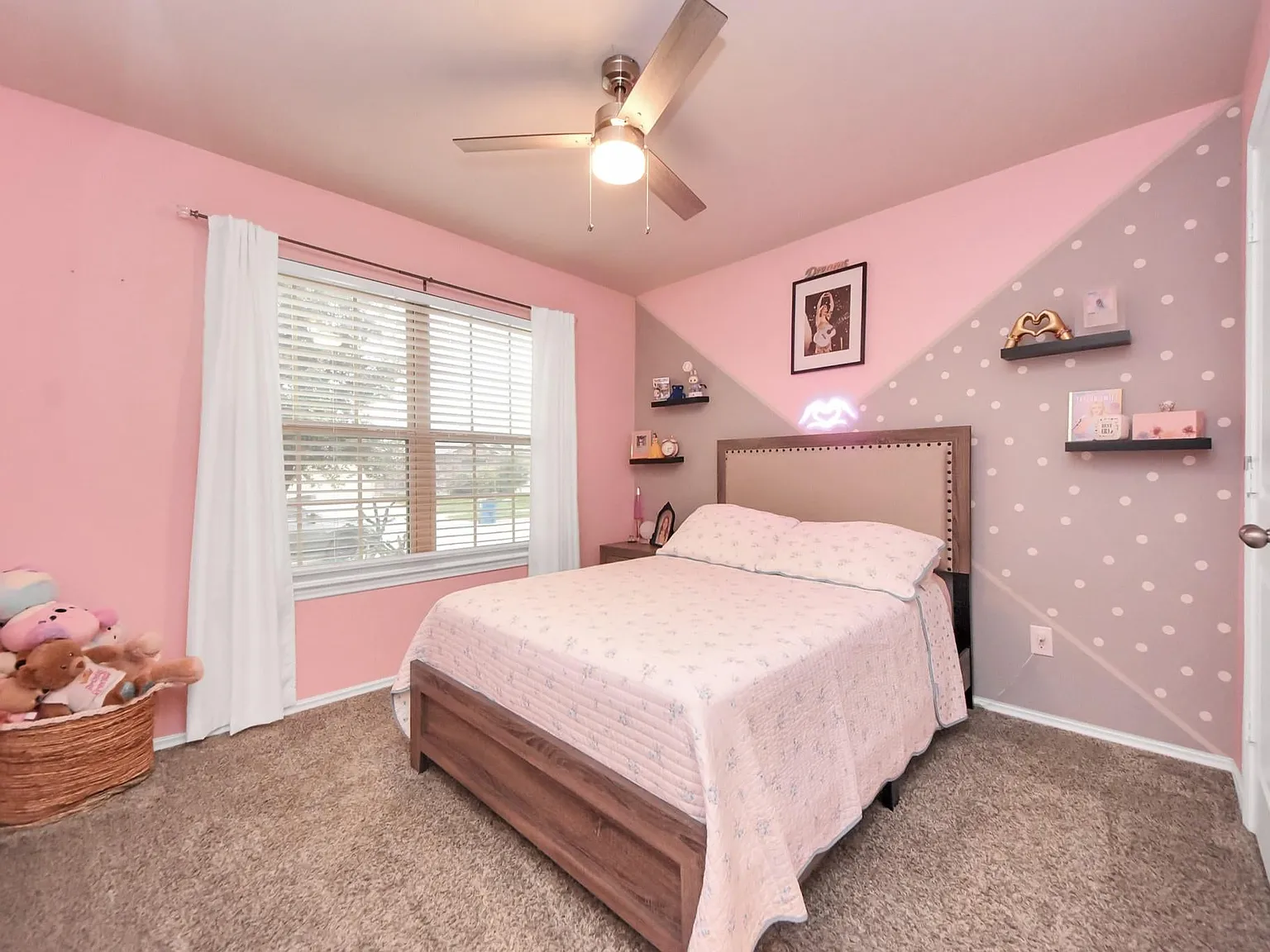 3 bed, 1522 sqft, $2,100 — Photo 4