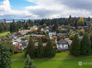 3338 E Shore Dr, Seattle, WA 98112