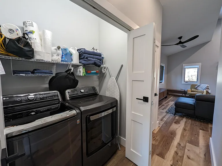 533 Fairview Rd — Photo 9