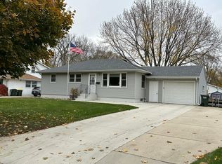 1101 14th St SW, Willmar, MN 56201