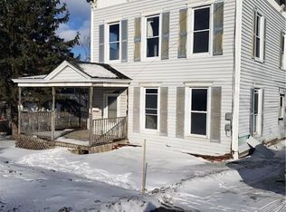 4 S Main St, Adams, NY 13605